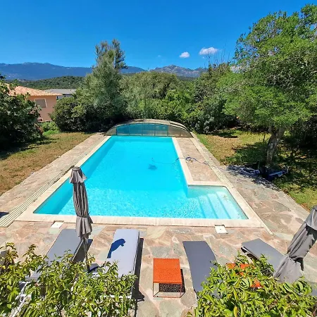 Holiday home Les Asphodeles, Piscine , Vue Et Montagne