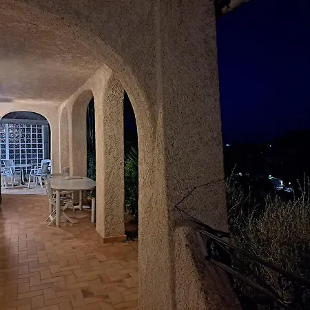 Holiday home Les Asphodeles, Piscine , Vue Et Montagne